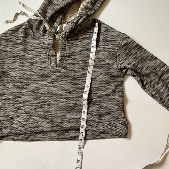 Long sleeve crop top sweater, Tie neck hoodie - Picture 9 of 9